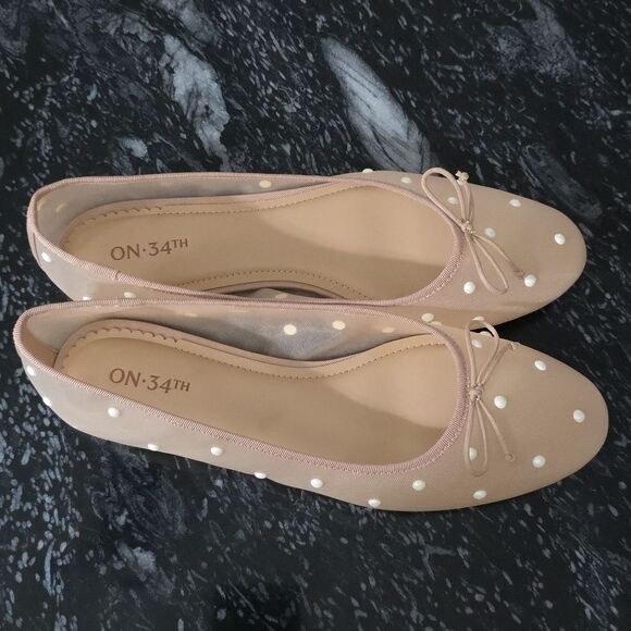 BRAND NEW ON.34TH ELEGANT BALLET FLATS with POLKA FOTS - Picture 5 of 16